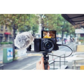 Sony α 6400 + SELP1650 MILC 24,2 MP CMOS 6000 x 4000 Pixel Nero (ILCE6400LB.CEC)