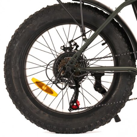 REAR  TYRE X8 20 X4.0 (ZM9SPX80009)