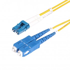 StarTech.com Cavo in fibra ottica duplex monomodale OS2 da LC a SC (UPC) da 2 m, 9/125µm, 100G, Insensibile alla piegatura, Bas