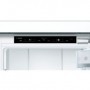 Bosch Serie 8 KIF86PFE0 frigorifero con congelatore Da incasso 223 L E Bianco (KIF86PFE0)
