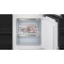 Siemens iQ500 KI87SADE0 frigorifero con congelatore Da incasso 272 L E Bianco (KI87SADE0)